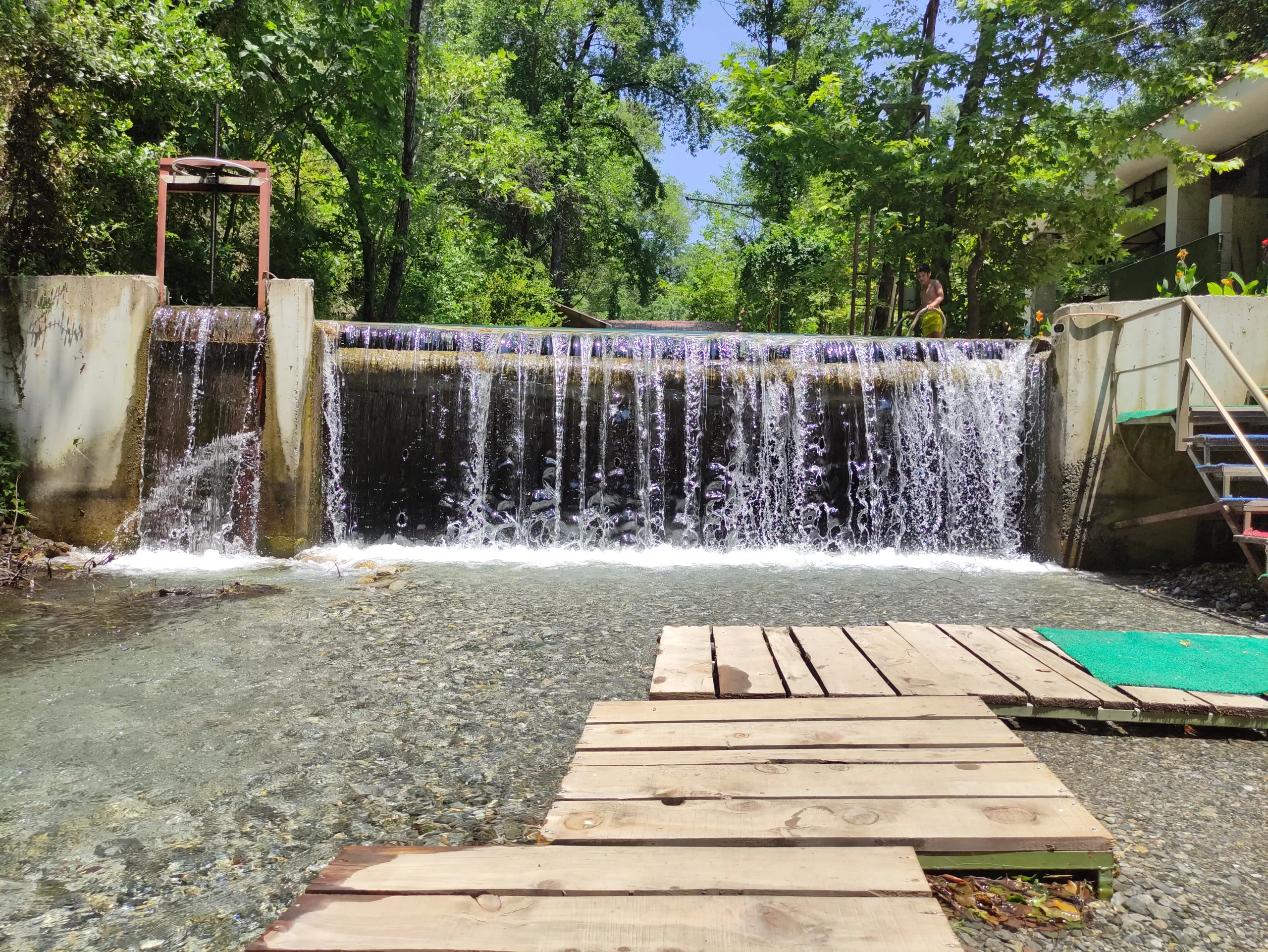Köyceğiz Yuvarlakçay Akarsu Restaurant'tan bir kare.